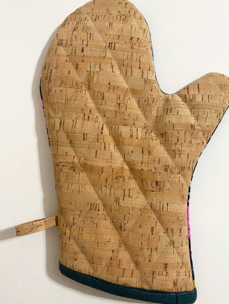 Cork and Cotton Oven Mitt: Vintage botanicals