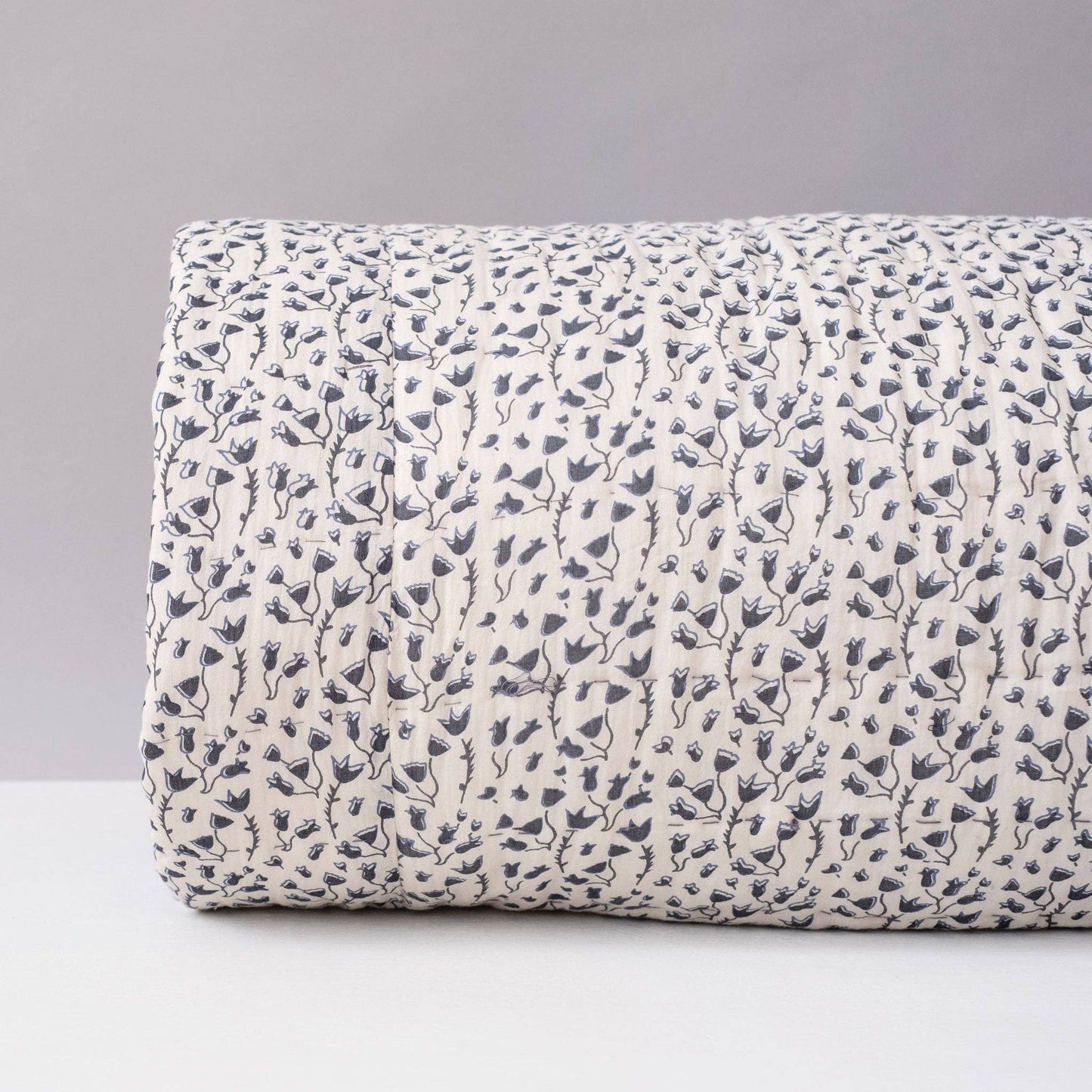 Floret Cream Navy Quilt: King