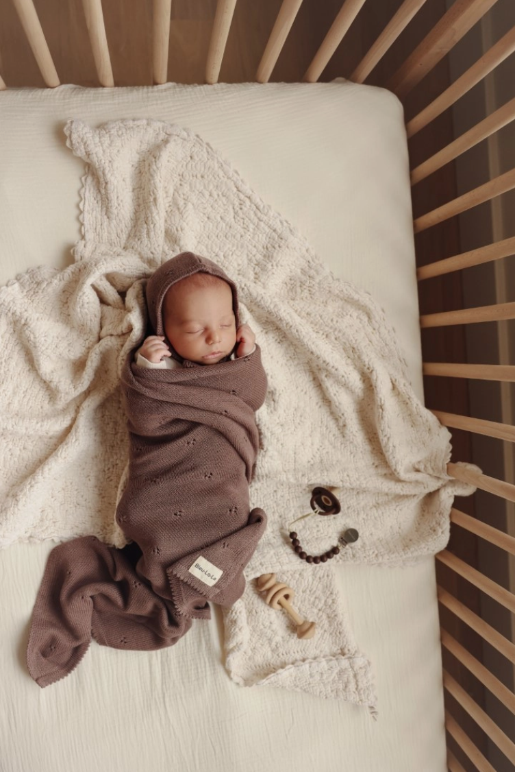 Organic Cotton Luxury Blanket & Bonnet Hat Set