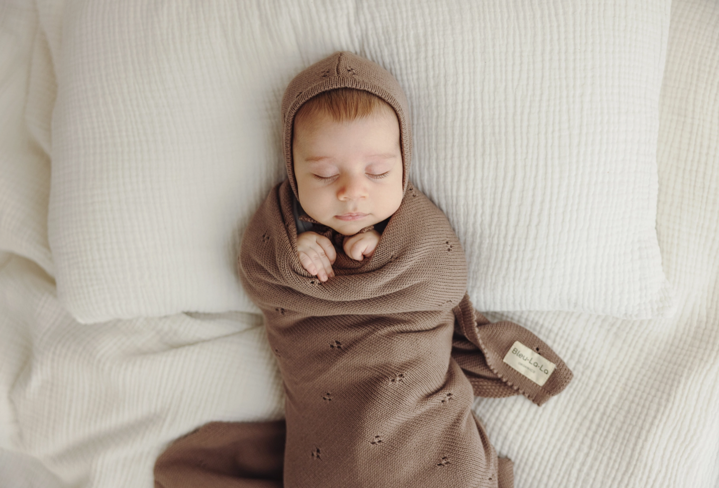 Organic Cotton Luxury Blanket & Bonnet Hat Set