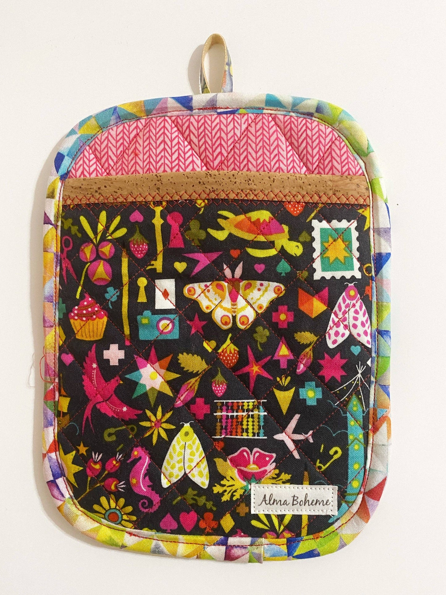 Cork & Cotton Sustainable Pot Holder with Pocket: Winter Wonderland