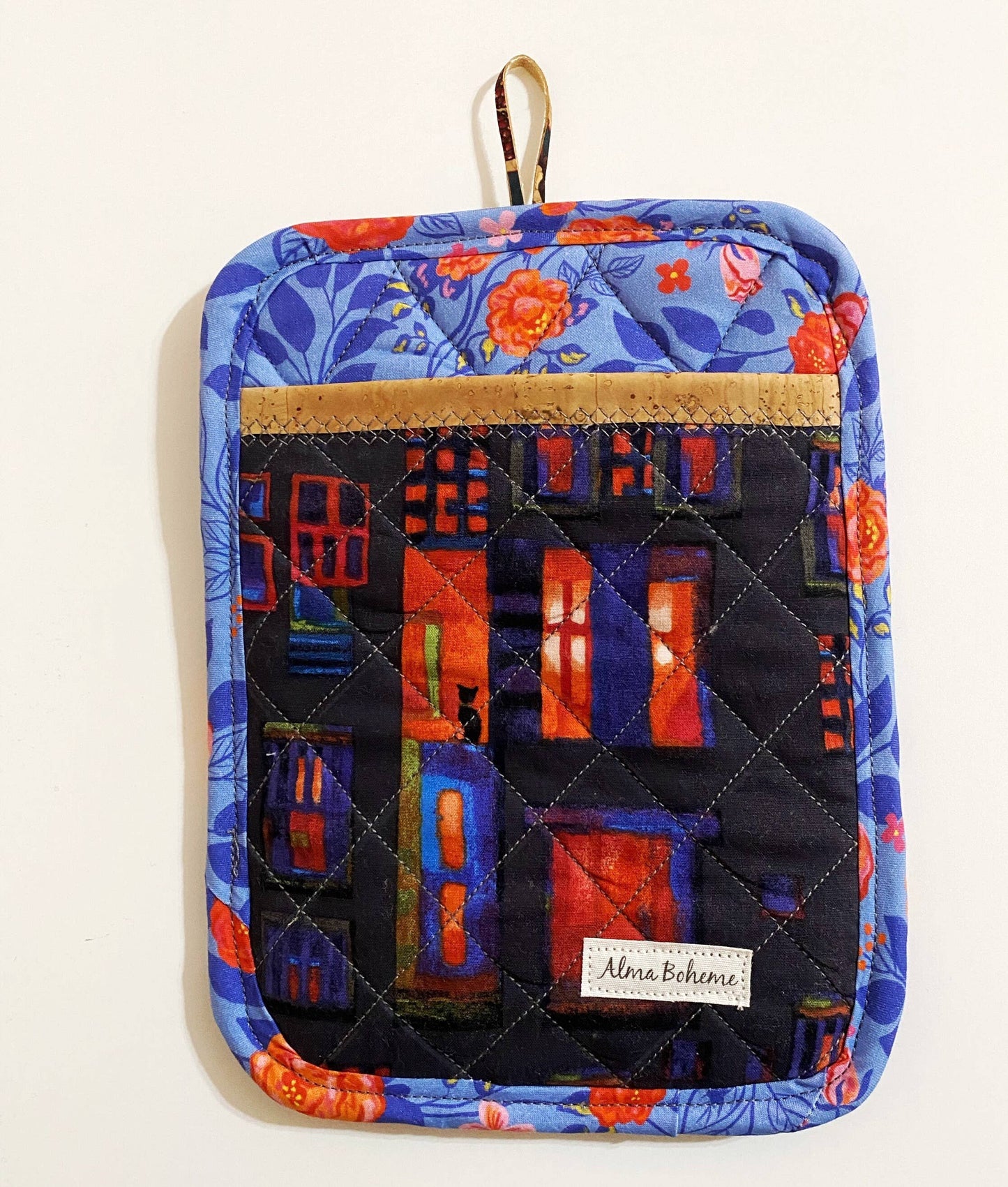 Cork & Cotton Sustainable Pot Holder with Pocket: Holiday cats