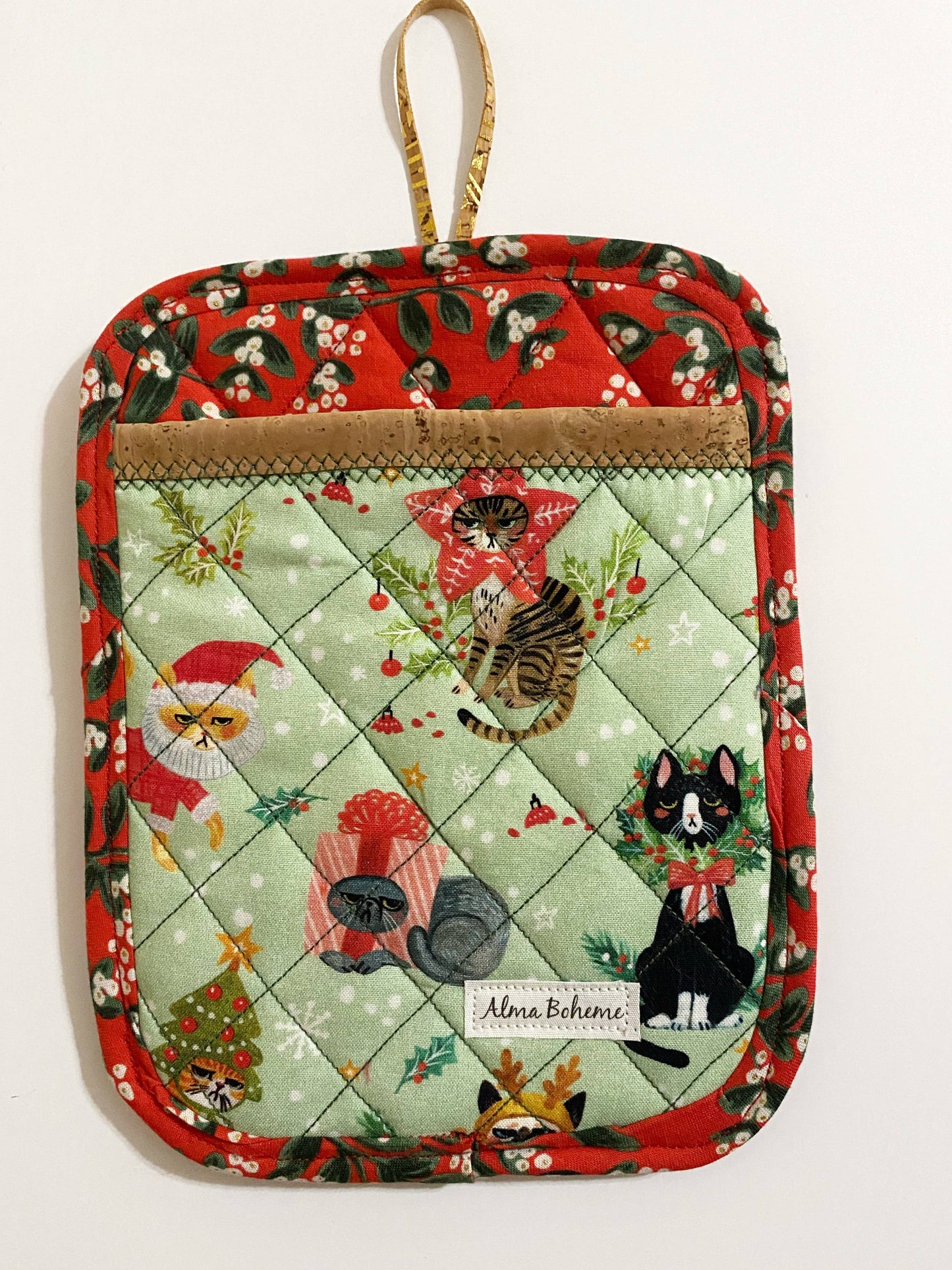 Cork & Cotton Sustainable Pot Holder with Pocket: Winter Wonderland