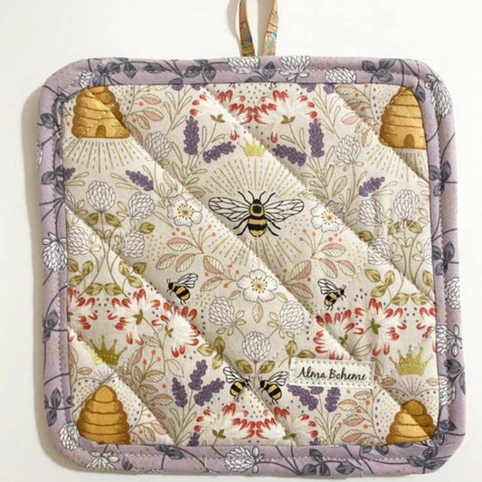 Cork and Cotton Oven Mitt: Queen Bee