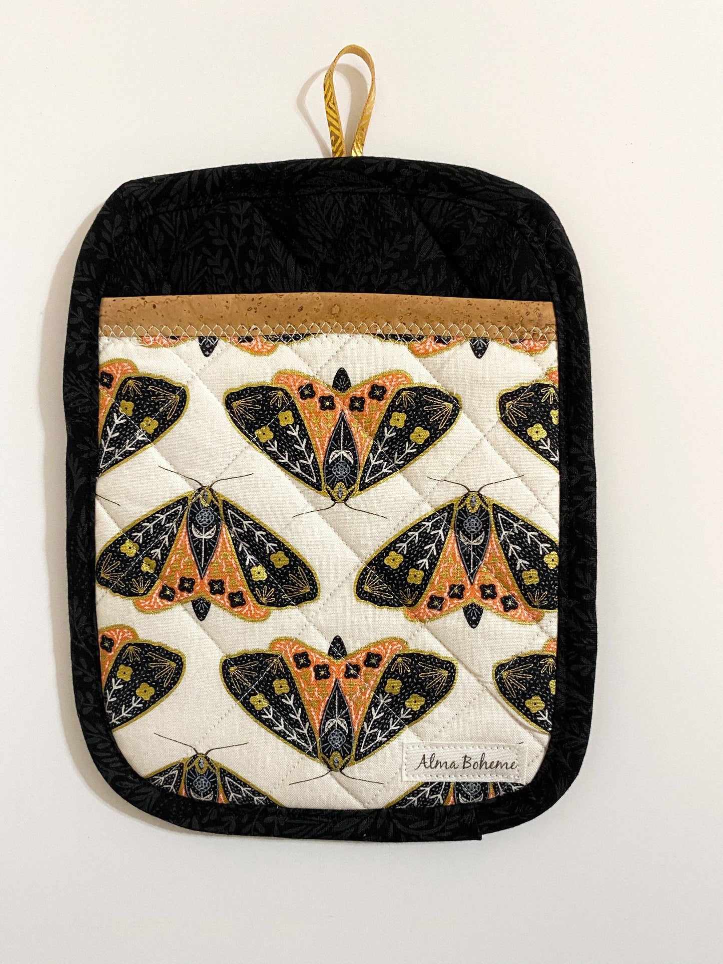 Cork & Cotton Sustainable Pot Holder with Pocket: Holiday cats