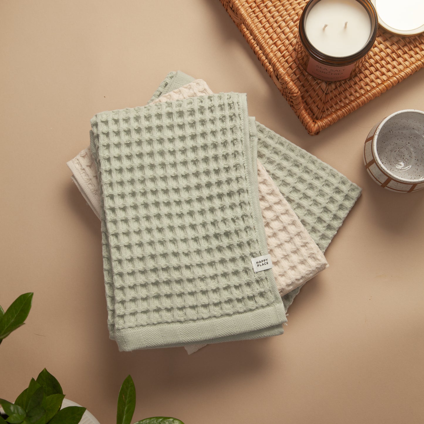 Organic Weightless Waffle Hand Towel in Aloe