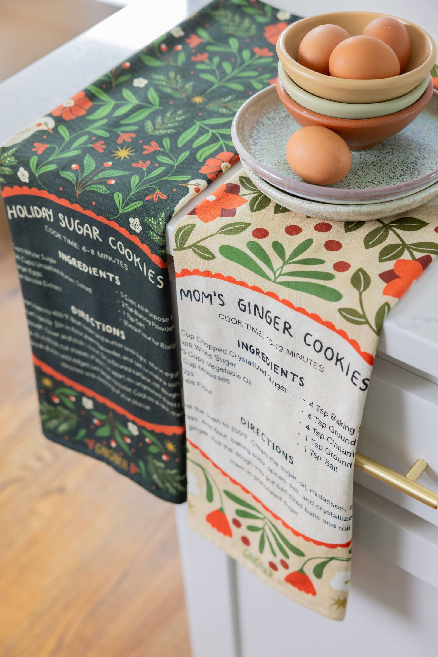Sugar Cookies Tea Towel – Holiday Baking