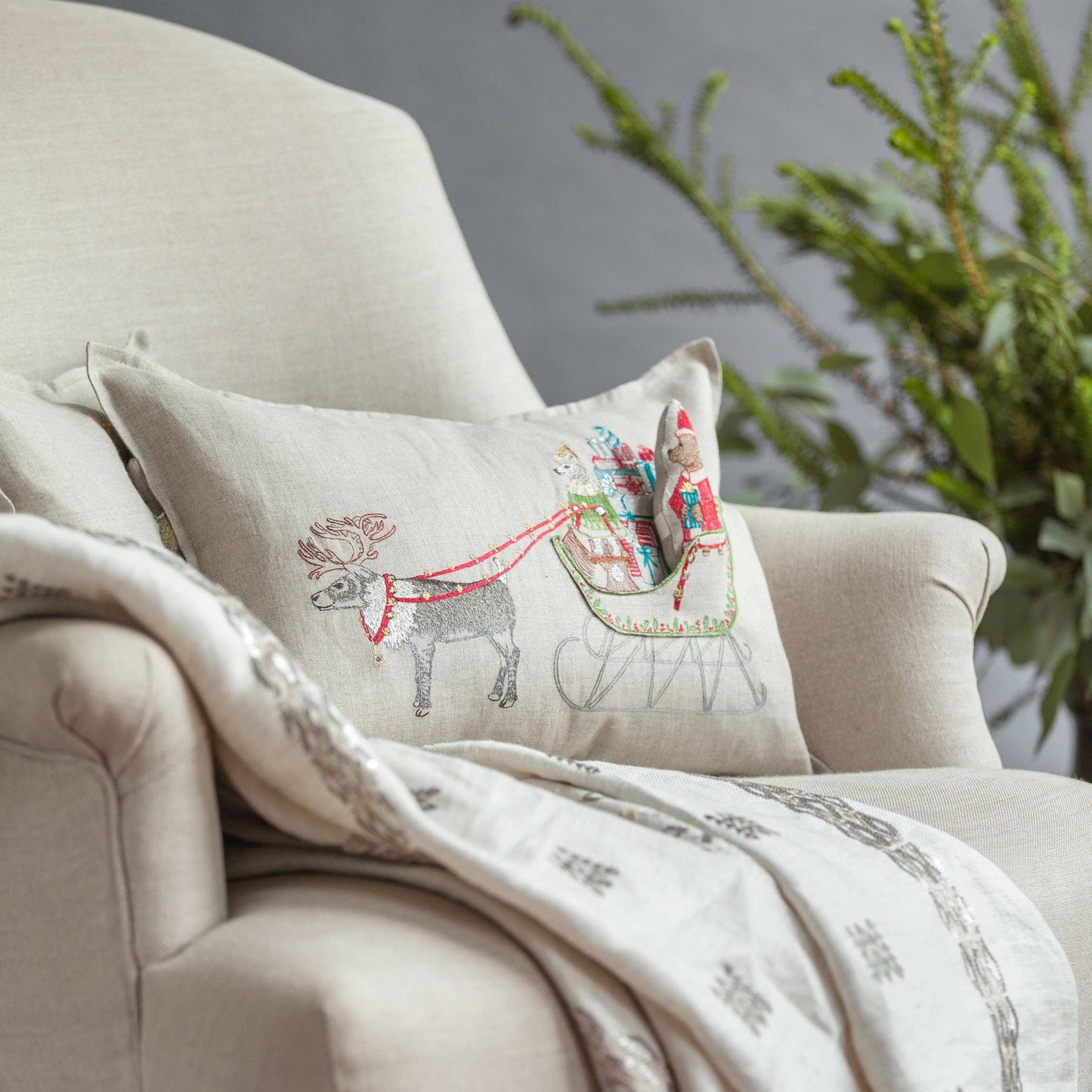 Santa's Sleigh Linen Pocket Pillow