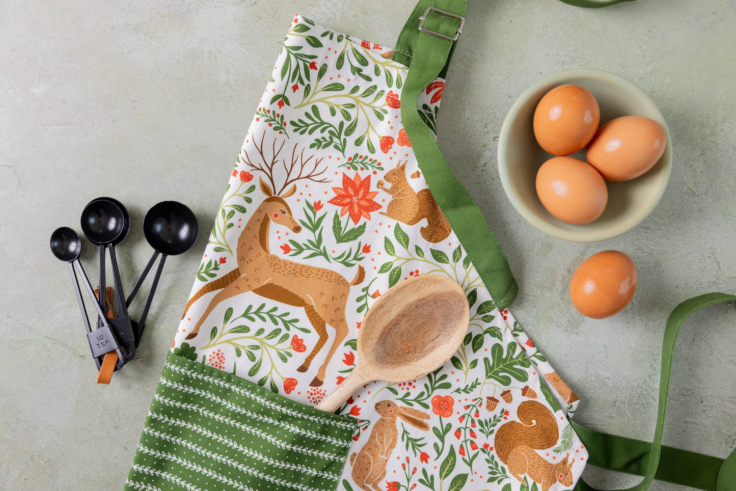 Christmas Forest Apron – Holiday Baking,  Ivory