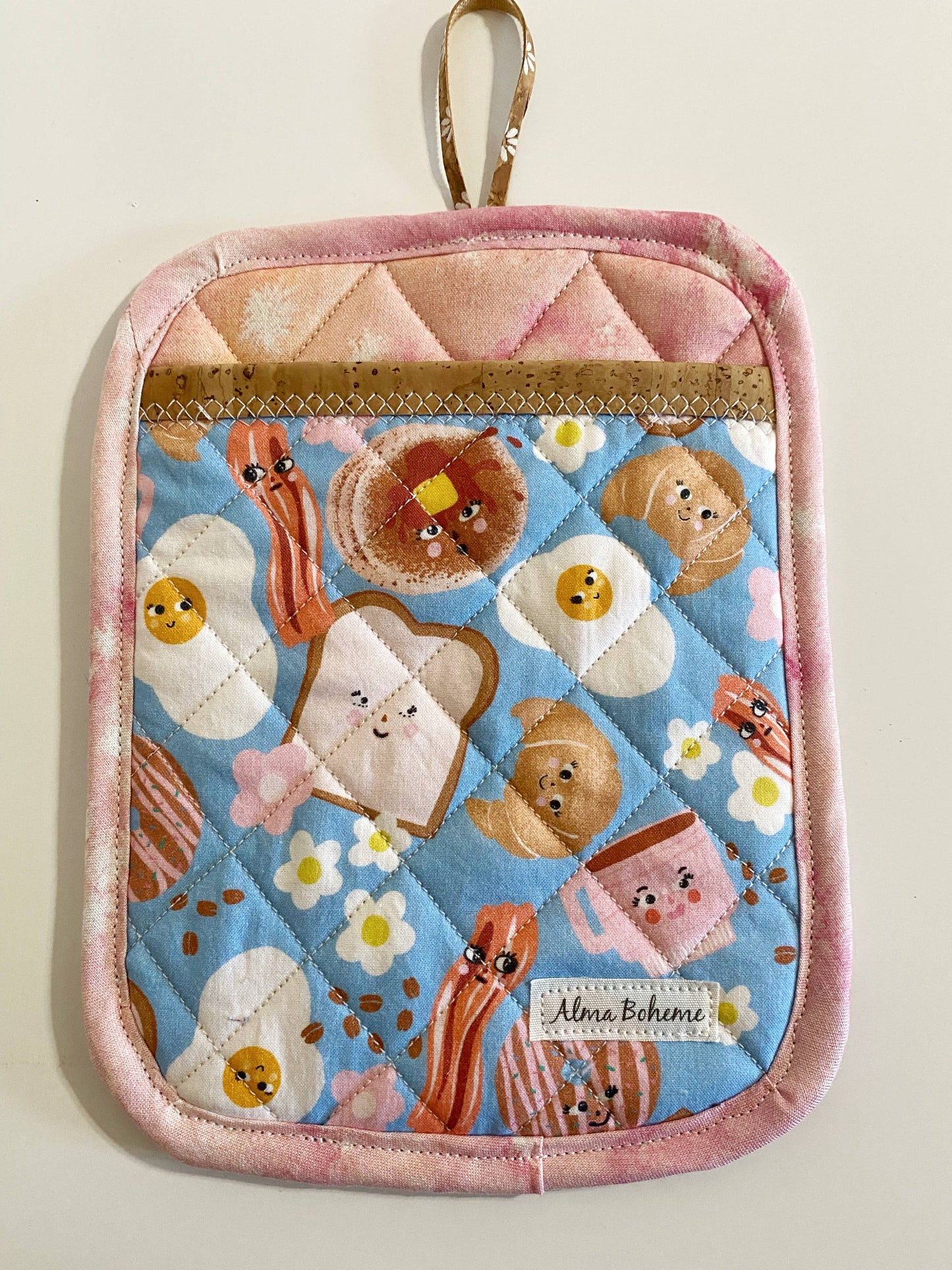 Cork & Cotton Sustainable Pot Holder with Pocket: Winter Wonderland